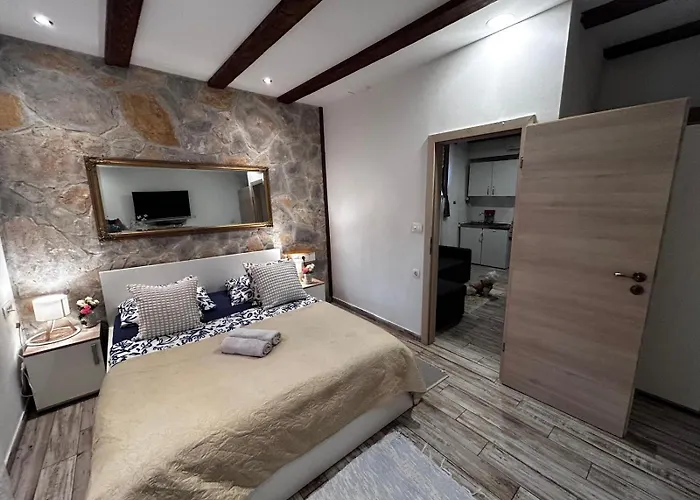 Knox Center Apartamento Split