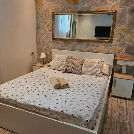 Knox Center Apartamento Split