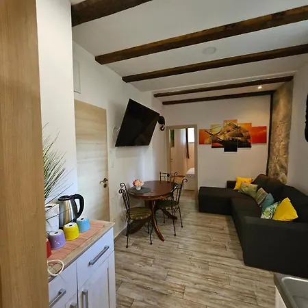 Apartamento Knox Center *